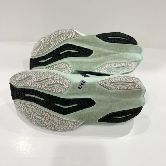 New balance Fuel Cell Rebel v4  Men’s Shoes - Picture 7 of 8